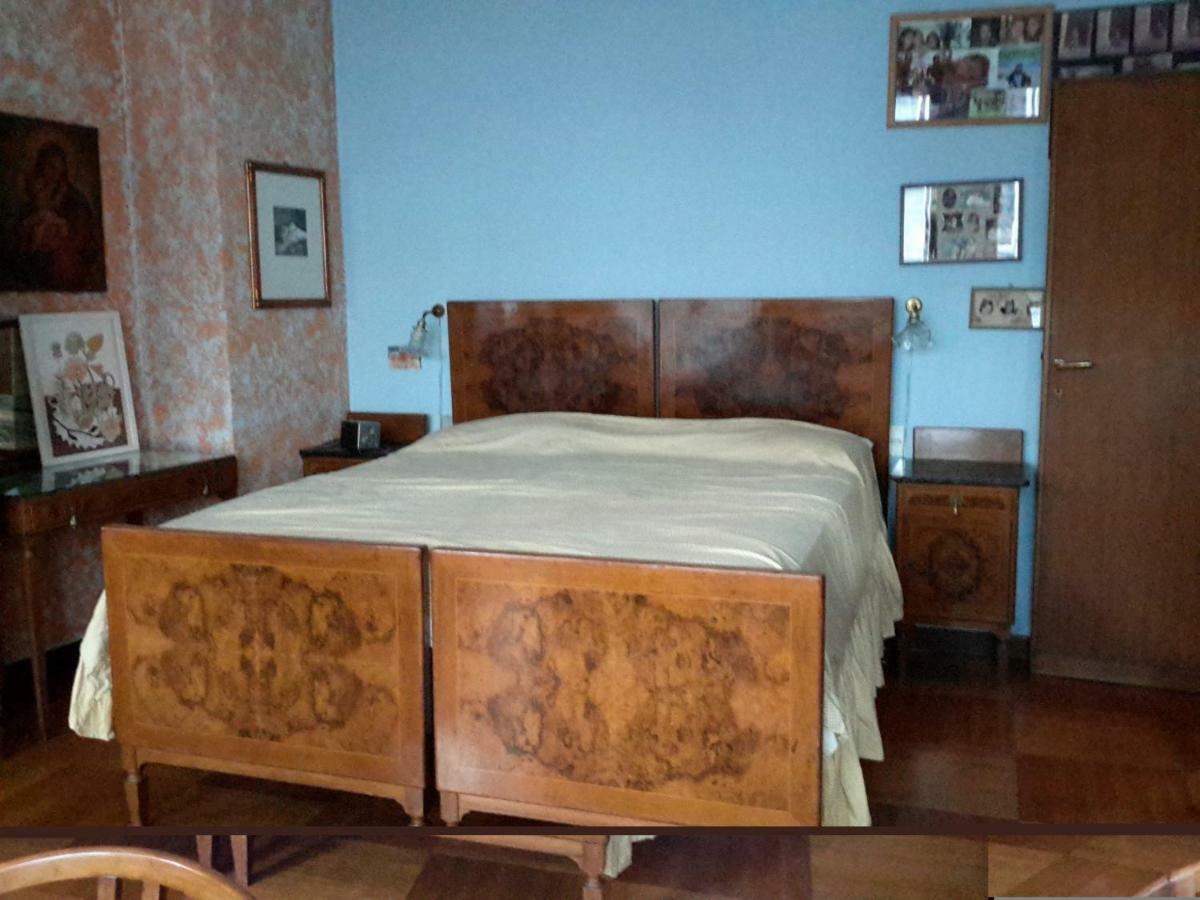 Big In Center Homestay